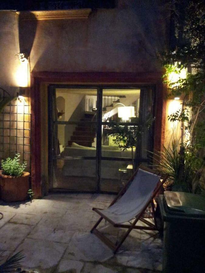 La Villageoise, Chambre Troglodyte Pitoresque Au Coeur Du Village Rognes Buitenkant foto